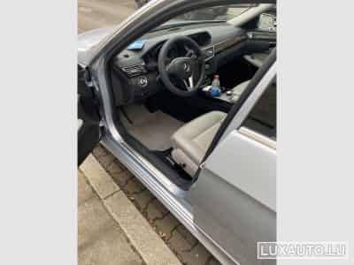 Mercedes E 220 Avantgarde (2012) - Photo 6