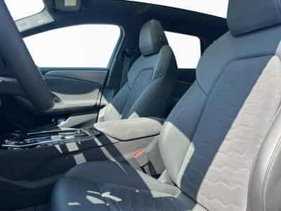 Audi A6 Edition Blue Avant e-tron (2025) - Photo 14