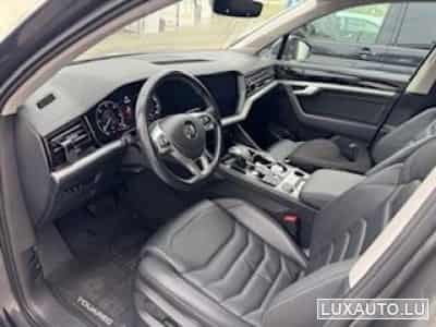 VW Touareg R-line (2019) - Photo 9
