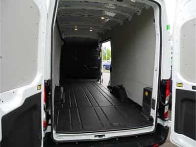 Ford Transit 2T 425E Fourgon Tole L4/H3 Trend Electric 67kW/198kW/269cv G (2023) - Photo 4