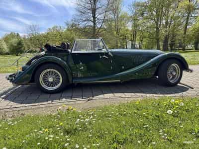 Morgan Plus 4 (2014) - Photo 1