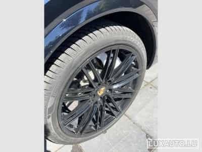 Porsche Cayenne Turbo Sport (2020) - Photo 6