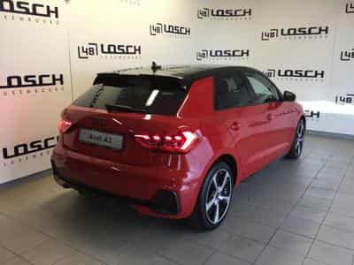 Audi A1 Sportback S line (2025) - Photo 4