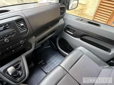 Peugeot Expert (2020) - Photo 9