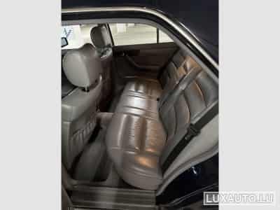Mercedes W126 (1990) - Photo 11