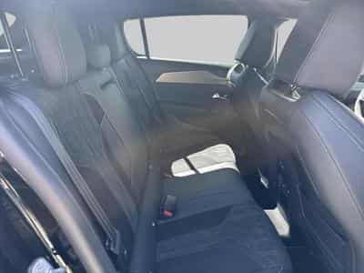 Peugeot 308 GT (2023) - Photo 10