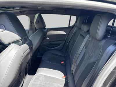 Peugeot 308 GT (2023) - Photo 12