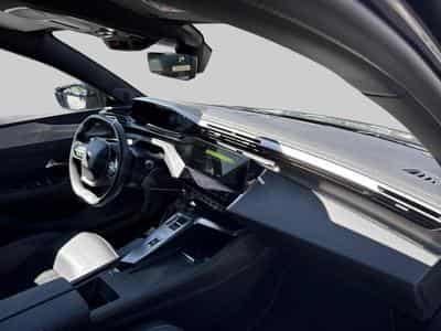 Peugeot 308 GT (2023) - Photo 9