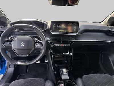 Peugeot 208 GT Line (2023) - Photo 9