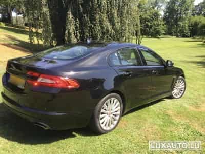 Jaguar XF (2015) - Photo 10