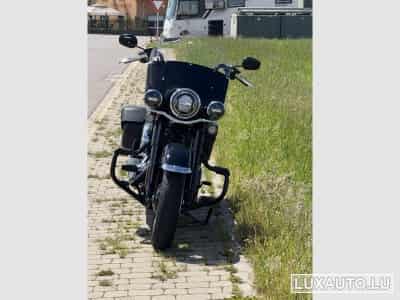 Harley-Davidson Heritage Softail Classic (2025) - Photo 5