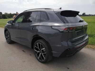 VW Tiguan 2.0 TDI 142 kW 4Motion R-Line (2025) - Photo 2