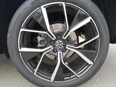 VW Tiguan 2.0 TDI 142 kW 4Motion R-Line (2025) - Photo 5