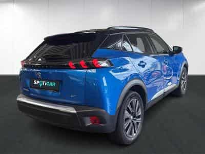 Peugeot 2008 II GT (2021) - Photo 4