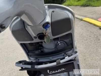 Vespa GTS (2019) - Photo 4