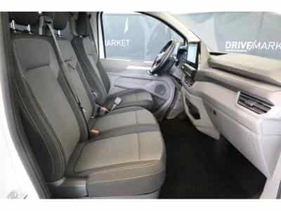 VW T7 Life AHK NAVI (2025) - Photo 13