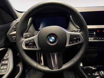 BMW 118 Hatch (2024) - Photo 8
