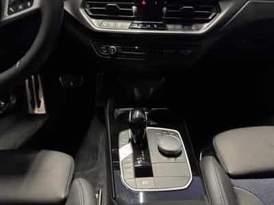 BMW 118 Hatch (2024) - Photo 9