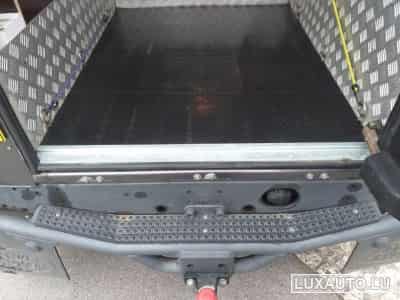 Land-Rover Defender (2005) - Photo 11