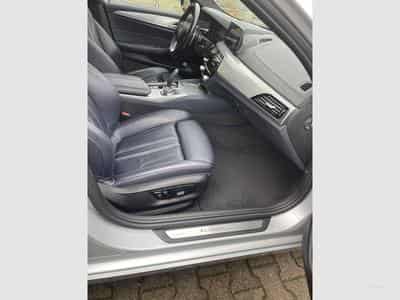 BMW 525 LUXURY-LINE (2017) - Photo 11