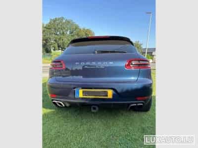 Porsche Macan Turbo (2016) - Photo 2