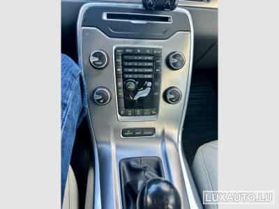 Volvo V70 2.0 D3 5-cylinder diesel, 136hp, 6-speed manual– Full Option (2013) - Photo 13