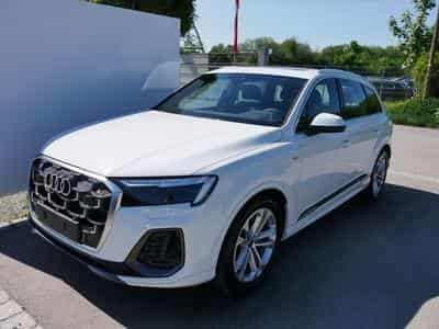 Audi Q7 S line (2025) - Photo 1