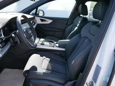 Audi Q7 S line (2025) - Photo 9