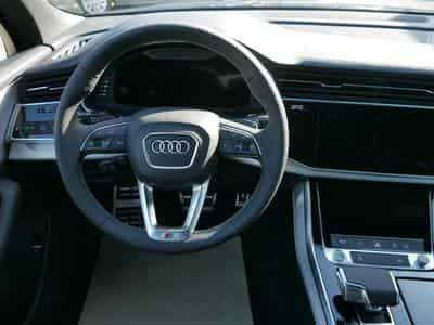 Audi Q7 S line (2025) - Photo 12