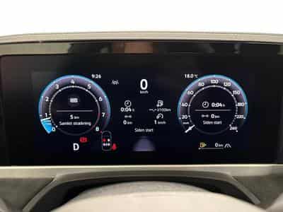 VW Passat Variant R-Line (2025) - Photo 14