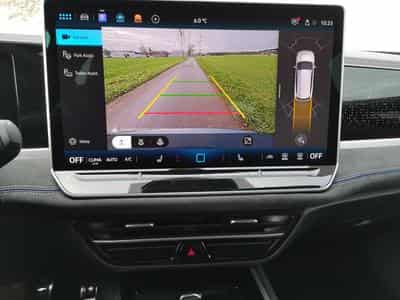 VW Passat Variant 2.0 TDI 142 kW 4Motion R-Line (2026) - Photo 9