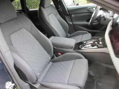 Audi A5 Avant 40 TDI (2025) - Photo 6