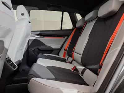 Skoda Elroq 85 82 kWh Batterie Elektromotor 1-Gang-Automatik (2025) - Photo 14