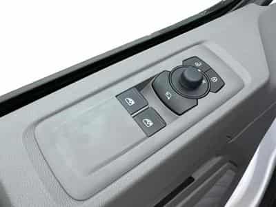 VW T7 Basis (2025) - Photo 14