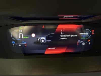 Peugeot 408 GT Plug-In Hybrid 225 EAT8 (2025) - Photo 15