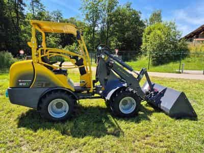 Eurotrac F25 (2024) - Photo 2