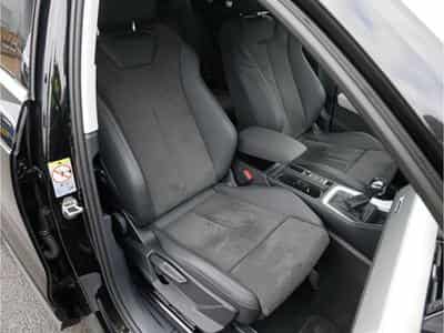 Audi Q3 35 TFSI Business Edition S-Line S-TRONIC (2025) - Photo 5