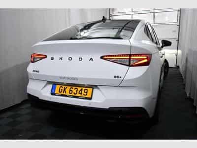 Skoda Enyaq Enyaq Coupe 85x Sportline - Pano, AHK, Navi (2024) - Photo 9