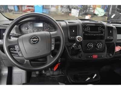 Opel Movano 2.2Turbo 140cv M6 L2H2 (2023) - Photo 7