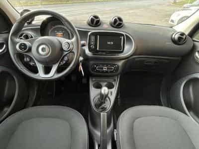 smart forFour PASSION 1.0 essence (2019) - Photo 13