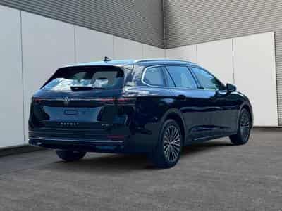 VW Passat Variant Elegance (2025) - Photo 3