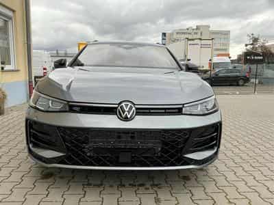 VW Passat Variant R-Line 4WD (2026) - Photo 2