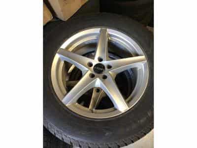 Jantes alu + Pneus h 18" 255/60 R18 112H (2026) - Photo 1