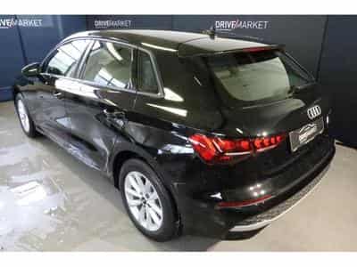 Audi A3 35 TFSI S Tronic (2024) - Photo 8