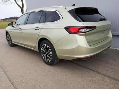 Skoda Superb 2.0 TDI 142kW 4x4 Selection (2025) - Photo 2