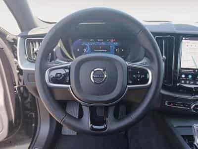 Volvo XC60 B5 Black Edition Plus / Essence (2025) - Photo 12