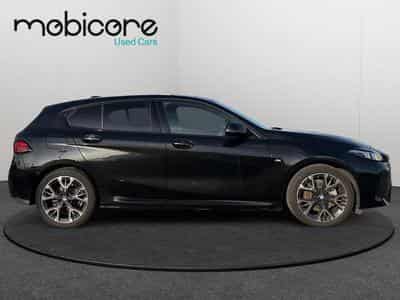 BMW 120 I Pack M / Panoramique / Essence (2025) - Photo 6