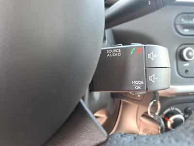 Renault Twingo 1.0 TCE 70CV LIMITED (2018) - Photo 9