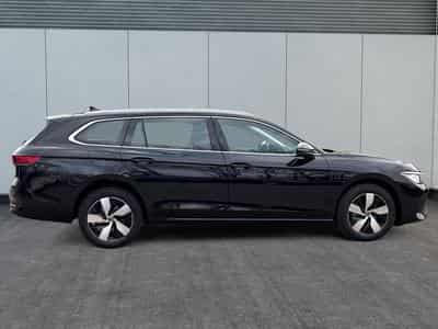 VW Passat Variant Business (2025) - Photo 6
