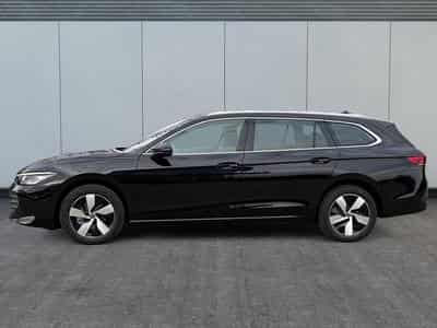 VW Passat Variant Business (2025) - Photo 2